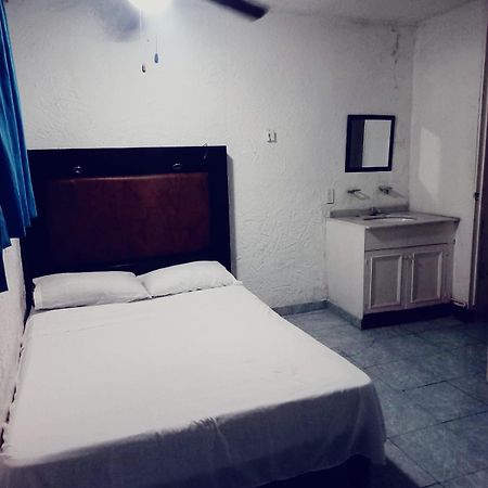 Hotel Acuario Akapulko Oda fotoğraf