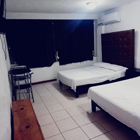 Hotel Acuario Akapulko Oda fotoğraf